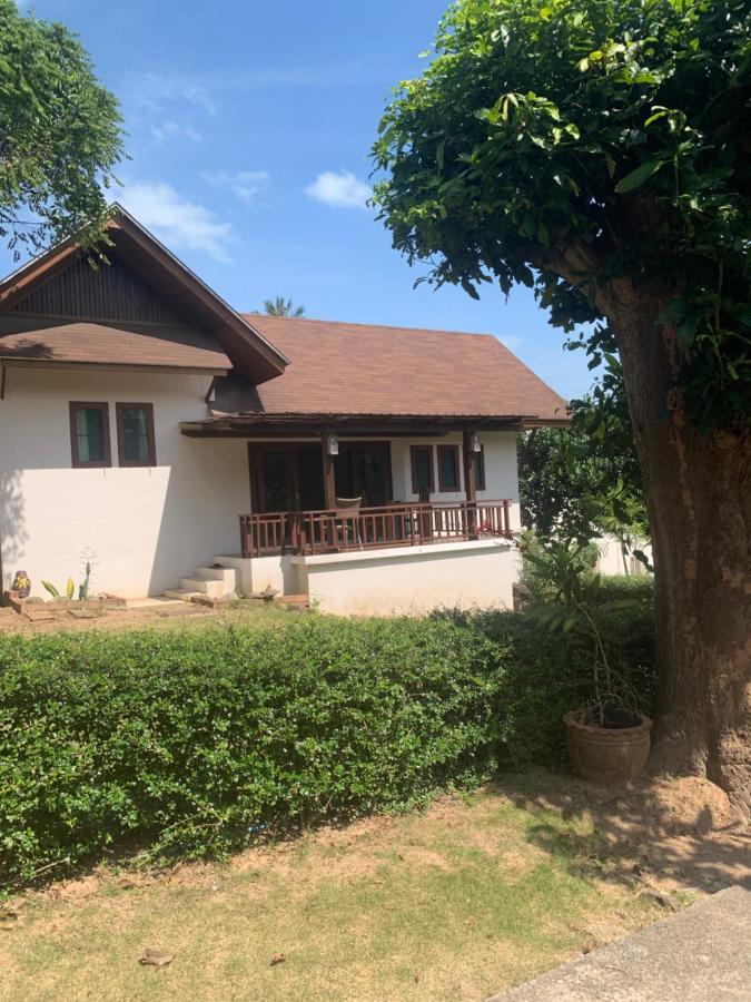 บ้านธานี Choeng Mon Экстерьер фото